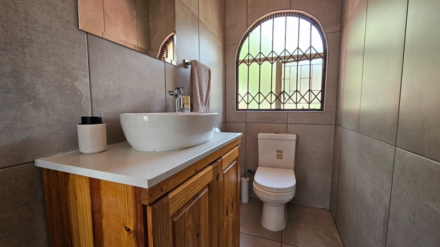 3 Bedroom Property for Sale in Vaalpark Free State